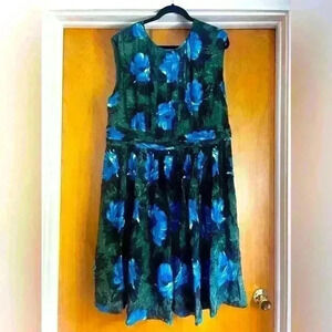 Woman’s Boden dress size 18 Long
